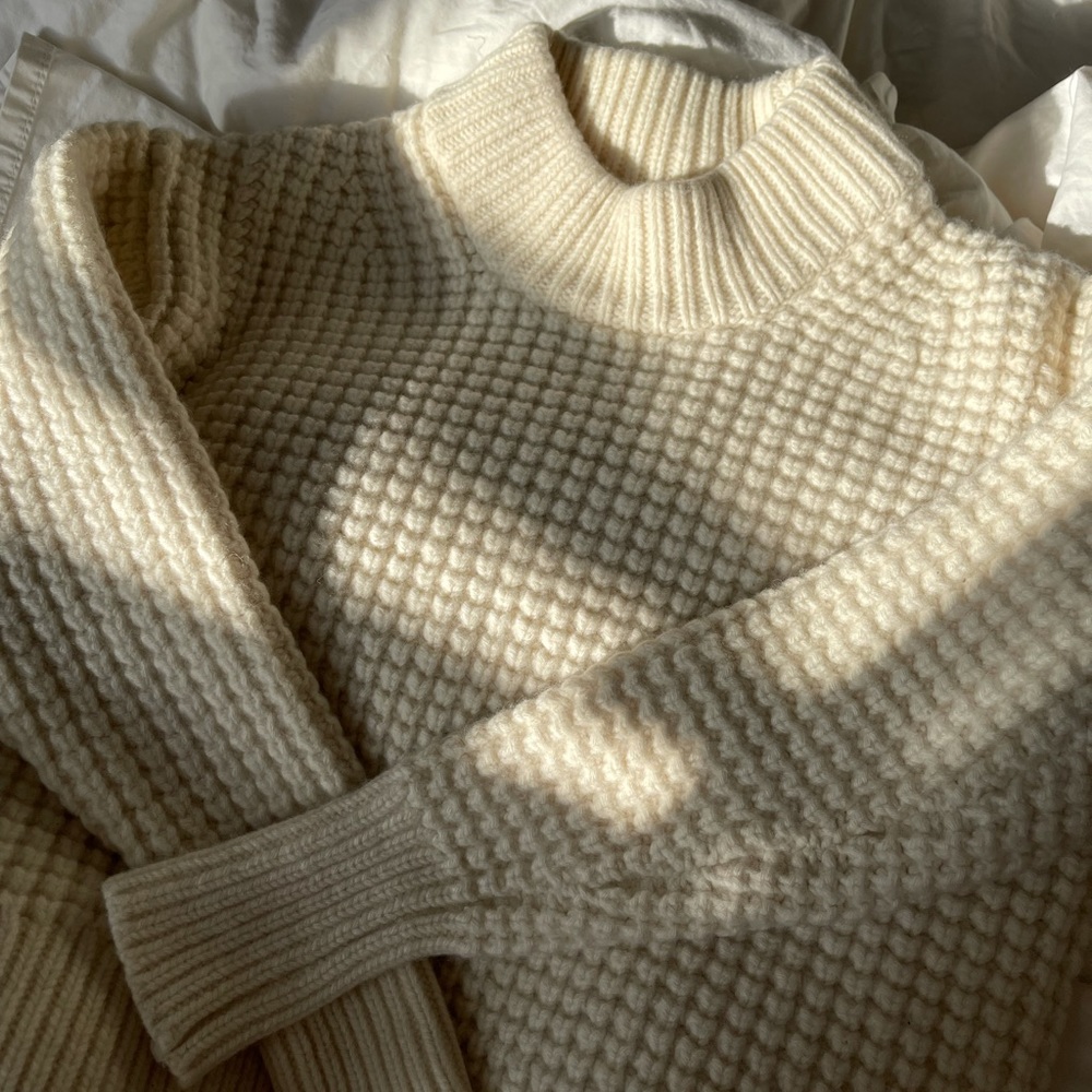 EVERLANE wool + cashmere waffle sweater - size XXS